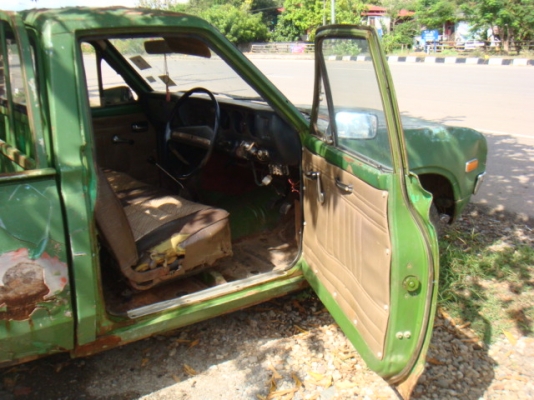 ดัทสัน 620 รุ่น4ขอ สภาพแห้งๆ สีต้องทำ หน้าเครื่องสีเดิมๆแห้งๆ ดัทสัน 620 รุ่น4ขอ สภาพแห้งๆ สีต้องทำ หน้าเครื่องสีเดิมๆแห้งๆ