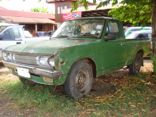 ดัทสัน 620 รุ่น4ขอ สภาพแห้งๆ สีต้องทำ หน้าเครื่องสีเดิมๆแห้งๆ ดัทสัน 620 รุ่น4ขอ สภาพแห้งๆ สีต้องทำ หน้าเครื่องสีเดิมๆแห้งๆ