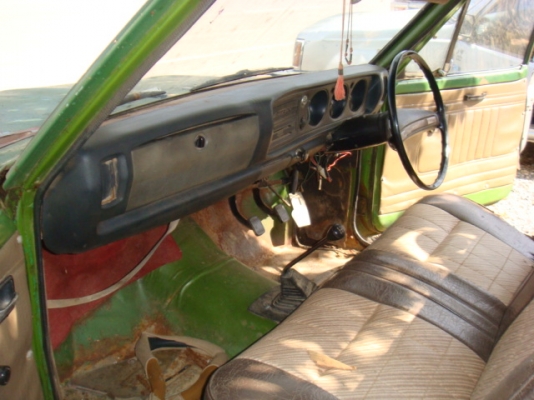 ดัทสัน 620 รุ่น4ขอ สภาพแห้งๆ สีต้องทำ หน้าเครื่องสีเดิมๆแห้งๆ ดัทสัน 620 รุ่น4ขอ สภาพแห้งๆ สีต้องทำ หน้าเครื่องสีเดิมๆแห้งๆ