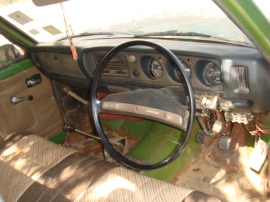 ดัทสัน 620 รุ่น4ขอ สภาพแห้งๆ สีต้องทำ หน้าเครื่องสีเดิมๆแห้งๆ ดัทสัน 620 รุ่น4ขอ สภาพแห้งๆ สีต้องทำ หน้าเครื่องสีเดิมๆแห้งๆ