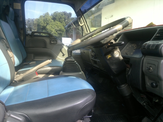 ขาย ISUZU 6 ล้อ NPR71PY52 130 แรง ปี 47 ยาว 5 เมตร ตู้ 10 บาน รถห้าง ด่วน!