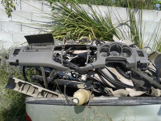 ขายซาก VIGO  สำหรับนักปั้น