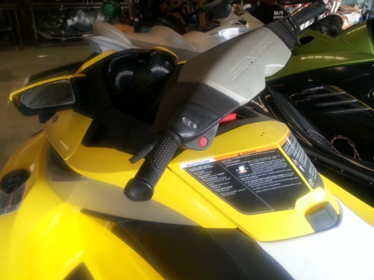 ++ขายเจ็ทสกีมือ2 SEADOO RXT 260 ปี 2011เก่าอเมริกา สภาพสวยมากๆ++