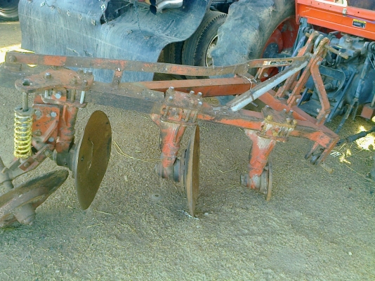 KUBOTA M5000 SU - 2 เพลา สภาพดีมากครับพร้อมใช้งาน ทำงาน 3,500 ชม. เครื่องปั๊มแห้งดีแรงดีไม่มีเยิ้ม อุปกรณ์ครบพร้อม มีใบดันหน้า ผานพรวนดิน 6 ช่วงล่างแน่น ยาง 4 เส้นประมาณ 60\% พร้อมใช้งาน เอกสารเล่มทะเบียนครบครับ KUBOTA M5000 SU - 2 เพลา สภาพดีมากครับพร้อมใช้งาน ทำงาน 3,500 ชม. เครื่องปั๊มแห้งดีแรงดีไม่มีเยิ้ม อุปกรณ์ครบพร้อม มีใบดันหน้า ผานพรวนดิน 6 ช่วงล่างแน่น ยาง 4 เส้นประมาณ 60\% พร้อมใช้งาน เอกสารเล่มทะเบียนครบครับ