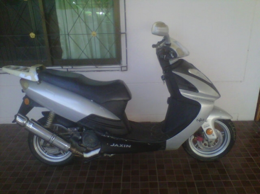 ***ขายสกูดเตอร์ญี่ปุ่น jaxin falcon 150 cc ถูกๆครับ 9500 บาท***