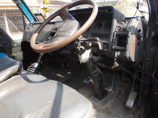 TOYTOYOTA DYNA 115 -BU87 พวงมาลัยพาวเวอร์ เครื่องดี คัดซีสวย เล่มเอกสารพร้อมชุดโอนครบ โทร0876414953 ,มอส! ราคาคุยกันได้