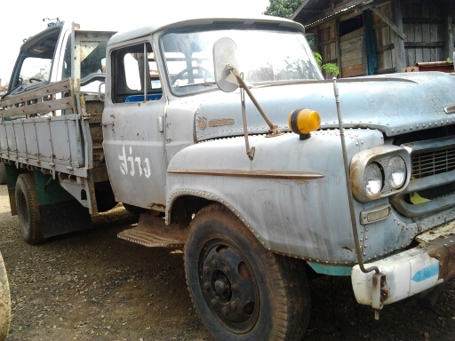 ISUZU TX เครื่อง ROCKY 210 HP 6SA1 รถหางปลาหัวยาวสิบล้อเพลาเดียว ช่วงล่างใหญ่ชุดเพลาท้ายของ ZM แต่ใช้งานเพลาเดียว มีหัวเก๋งหน้ายาวประตูเหล็กแถมให้ครบ รถใช้งานได้ดีมากครับตอนนี้ เอกสารเล่มทะเบียนครบพร้อม ราคาต่อรองได้นะครับ
