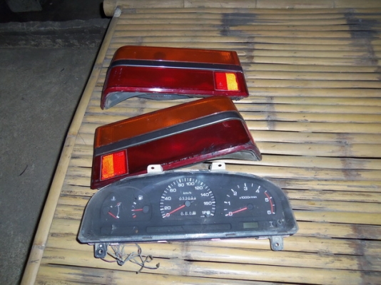 ขายจอเรือนไมล์ และไฟท้ายมิตซู แชมป์ทรี