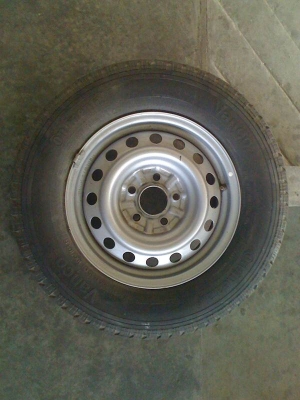 ขายด่วน ยางอะไหล่รถยนต์ 5 รู