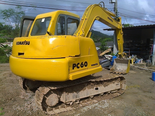 PC60-7 เก็บสีให้ใหม่(สาดสีบางๆ) มีเอกสารใบอินวอยล์ สภาพดี