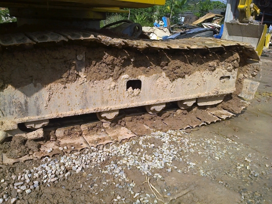 PC60-7 เก็บสีให้ใหม่(สาดสีบางๆ) มีเอกสารใบอินวอยล์ สภาพดี