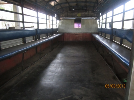 ขายรถโดยสารรับ-ส่งนักเรียน  NPR  115  HP