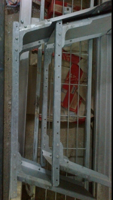 กระบะมีเนียม