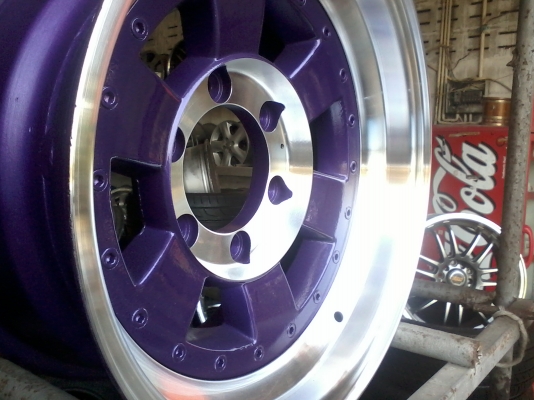 ล้อjapanขอบ 15 6รู กว้าง 7 นิ้ว 2ชิ้น ราคา4วง 8000 บาท