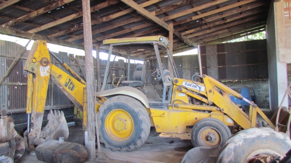 รถ backhoe JCB รถแบคโฮตักด้านหน้า ขุดหลัง รถสภาพดี ขายราคาถูก รถ backhoe JCB รถแบคโฮตักด้านหน้า ขุดหลัง รถสภาพดี ขายราคาถูก