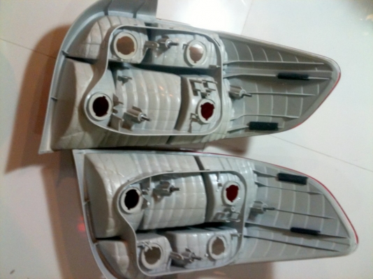 (กดที่ชื่อ เพื่อดูสินค้าอื่นๆ) ครับไฟท้ายวิออส 03-06 ราคาข้างล่ะ 850 บาท สภาพใหม่ Tel.085-150-9040 (กดที่ชื่อ เพื่อดูสินค้าอื่นๆ) ครับไฟท้ายวิออส 03-06 ราคาข้างล่ะ 850 บาท สภาพใหม่ Tel.085-150-9040