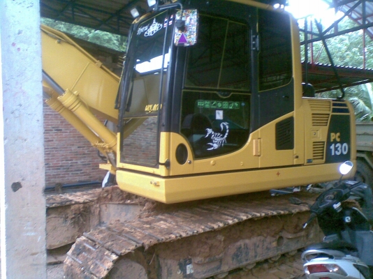 ขายดาวน์แบคโฮ KOMUTSU PC 130-8 ใช้งานแล้ว 2,000 กว่าชั่วโมง สภาพเหมือนรถใหม่ ตามสภาพรถใช้งานอยู่ ขายดาวน์แบคโฮ KOMUTSU PC 130-8 ใช้งานแล้ว 2,000 กว่าชั่วโมง สภาพเหมือนรถใหม่ ตามสภาพรถใช้งานอยู่