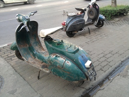 ขาย Vespa บล็อกอิตาลีครับงานเดิมสีเดิมจากโรงงานครับ