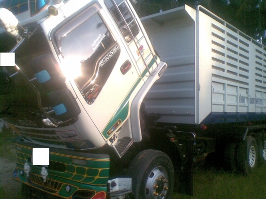 ขายรถพ่วงอีซูซุ  320  ปี  48  รถสวยหัวบางเดิม  ยางเต็ม  18 เส้น