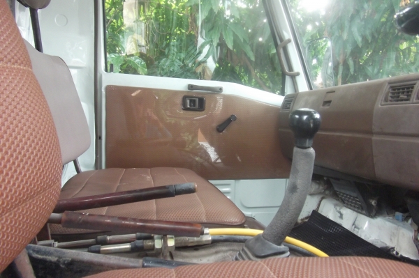 ฝากขาย รถ HINO 6 ล้อดัมพฺ์  117 แรง