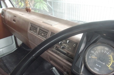 ฝากขาย รถ HINO 6 ล้อดัมพฺ์  117 แรง