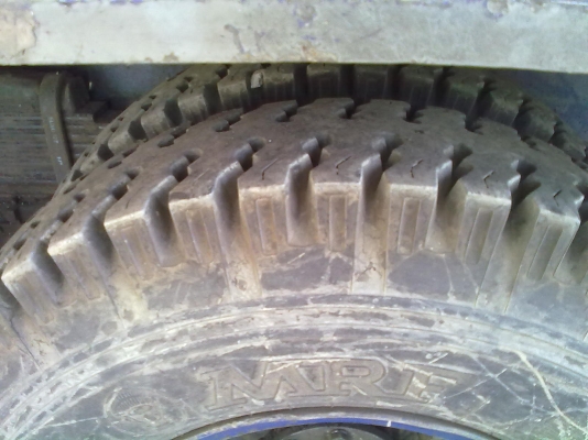 ต้องการขายรถแท๊งค์ โมลาซ  แม่+ลูก 18 ล้อ มิตซู เทอร์โบ TF 527MTF3553 ปี 38