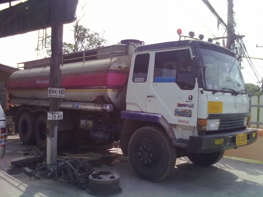 ต้องการขายรถแท๊งค์ โมลาซ  แม่+ลูก 18 ล้อ มิตซู เทอร์โบ TF 527MTF3553 ปี 38