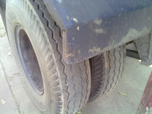 ต้องการขายรถแท๊งค์ โมลาซ  แม่+ลูก 18 ล้อ มิตซู เทอร์โบ TF 527MTF3553 ปี 38