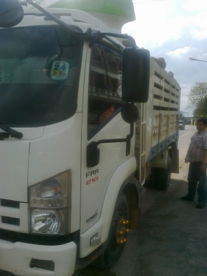 รถ  isuzu210  ปี53สวยพร้อมใช้. เหลือผ่อนอีก30เดือน ๆละ24600บ.