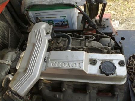 ขายรถโฟลค์ลิฟ TOYOTA FD20-5 ยกได้สูง 4 เมตร T.0894071471