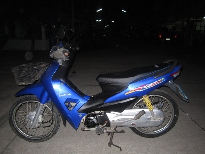 ขายด่วน wave100sปี48รถบ้านเครื่องดีเดิมๆทะเบียน-โอน