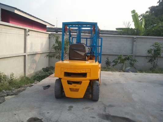Forklift - KOMATSU 3 ตัน Forklift - KOMATSU 3 ตัน