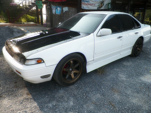 ด่วนขาดริฟส์..A31/RB20(TWIN CAM)Turboน้ำมัน+LPG(หัวฉีด)A/TInterRB26กรอง+โบออฟHKSช่วงล่างSKYLINEเบาะSPACOชุดแต่งTBOแอร์หนาวแม็ก17"ท่อแต่งสีเต็ม