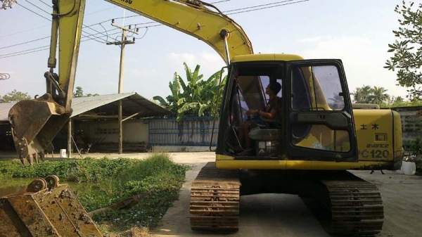 PC120-6 Komatsu ไฟฟ้าครบ เอกสารใบเสร็จซื้อสด (บ.ยนตการ)ช่วงล่างเต็ม แอร์เติมน้ำยา เครื่องเสียงพร้อม