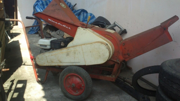 เครื่องบดกิ่งไม้จากญี่ปุ่น(พร้อมวิดิโอสาธิตการทำงาน)