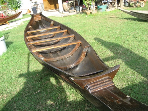 เรือพายม้า เรือขุดไม้ตะเคียน สภาพสมบูรณ์ สวย พร้อมใช้