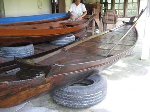 เรือพายม้า เรือขุดไม้ตะเคียน สภาพสมบูรณ์ สวย พร้อมใช้