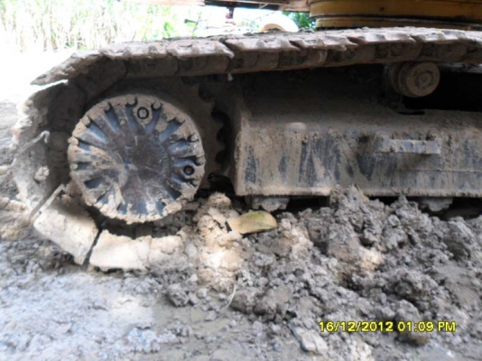 PC200-5 Komatsu ไฟฟ้าเต็ม เอกสารพร้อม ช่วงล่างเต็ม ภาพจริงทดลองแล้วต่อรองมาไปได้ไปเลยครับ