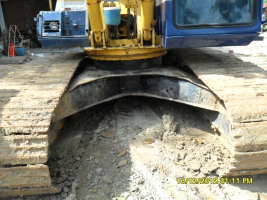 PC200-5 Komatsu ไฟฟ้าเต็ม เอกสารพร้อม ช่วงล่างเต็ม ภาพจริงทดลองแล้วต่อรองมาไปได้ไปเลยครับ