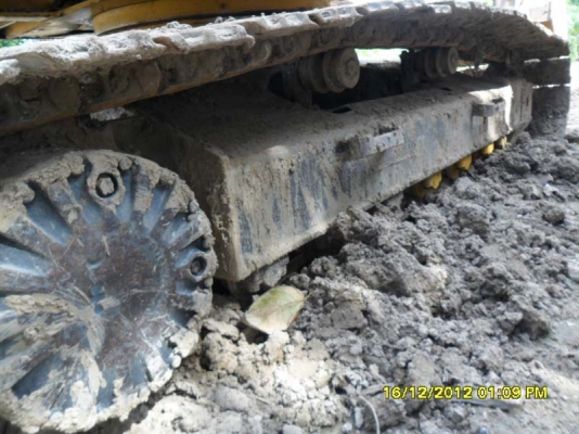 PC200-5 Komatsu ไฟฟ้าเต็ม เอกสารพร้อม ช่วงล่างเต็ม ภาพจริงทดลองแล้วต่อรองมาไปได้ไปเลยครับ