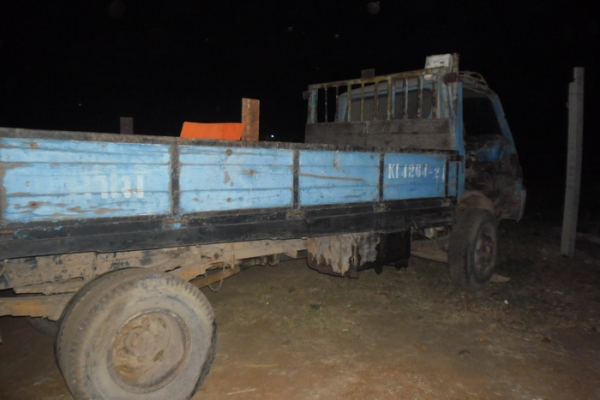 ขายตัด เอาไปทำอีแต๋น หรือแยกส่วนขาย 6ล้อ ISUZU 85 หัวแป วางเครื่อง 100แรง ลมเล่มเรียบร้อย ช่วงล่าง คานหน้าของ110 เฟืองท้ายเิดิม เกียร์ JK5เกียร์ กระบะไม้ยาว4.30ม. ทะเบียนขาดหลายปี ***ขายแล้วครับขอบคุณ Truck2hand