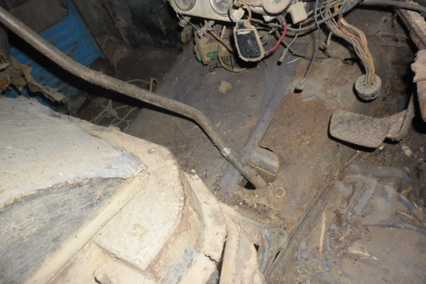 ขายตัด เอาไปทำอีแต๋น หรือแยกส่วนขาย 6ล้อ ISUZU 85 หัวแป วางเครื่อง 100แรง ลมเล่มเรียบร้อย ช่วงล่าง คานหน้าของ110 เฟืองท้ายเิดิม เกียร์ JK5เกียร์ กระบะไม้ยาว4.30ม. ทะเบียนขาดหลายปี ***ขายแล้วครับขอบคุณ Truck2hand