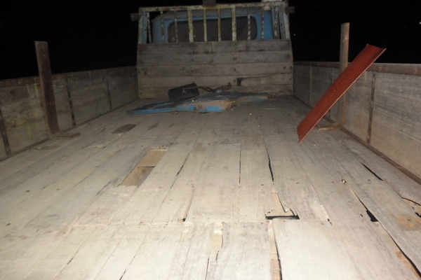 ขายตัด เอาไปทำอีแต๋น หรือแยกส่วนขาย 6ล้อ ISUZU 85 หัวแป วางเครื่อง 100แรง ลมเล่มเรียบร้อย ช่วงล่าง คานหน้าของ110 เฟืองท้ายเิดิม เกียร์ JK5เกียร์ กระบะไม้ยาว4.30ม. ทะเบียนขาดหลายปี ***ขายแล้วครับขอบคุณ Truck2hand