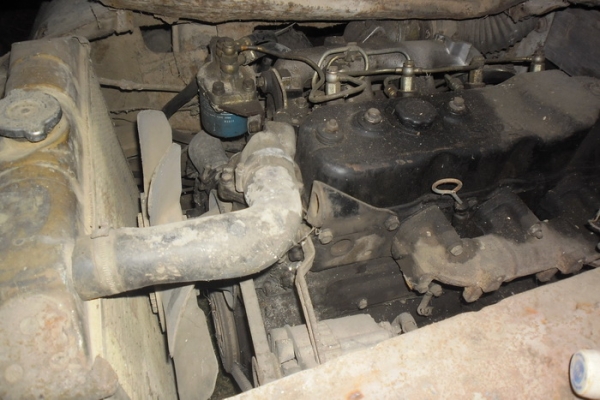 ขายตัด เอาไปทำอีแต๋น หรือแยกส่วนขาย 6ล้อ ISUZU 85 หัวแป วางเครื่อง 100แรง ลมเล่มเรียบร้อย ช่วงล่าง คานหน้าของ110 เฟืองท้ายเิดิม เกียร์ JK5เกียร์ กระบะไม้ยาว4.30ม. ทะเบียนขาดหลายปี ***ขายแล้วครับขอบคุณ Truck2hand