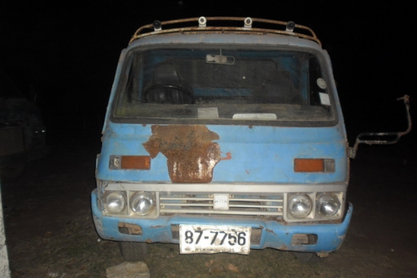 ขายตัด เอาไปทำอีแต๋น หรือแยกส่วนขาย 6ล้อ ISUZU 85 หัวแป วางเครื่อง 100แรง ลมเล่มเรียบร้อย ช่วงล่าง คานหน้าของ110 เฟืองท้ายเิดิม เกียร์ JK5เกียร์ กระบะไม้ยาว4.30ม. ทะเบียนขาดหลายปี ***ขายแล้วครับขอบคุณ Truck2hand