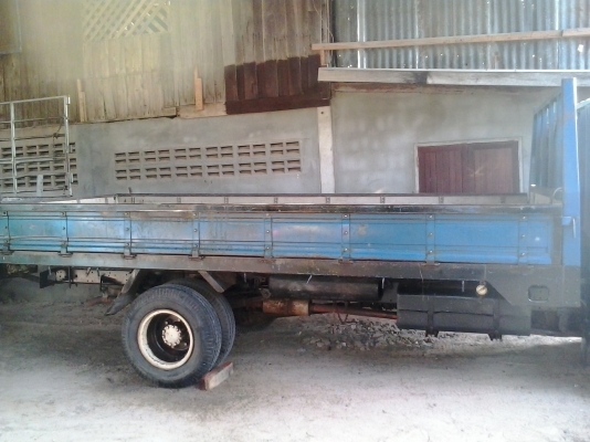 ขายหกล้อ120แรง เครื่อง4Hf1เป็นเครื่องยูโร เฉพาะเครื่องก็เป็นแสนแล้วครับ เพียง297000บาท ลงเล่มเรียบร้อยครับ