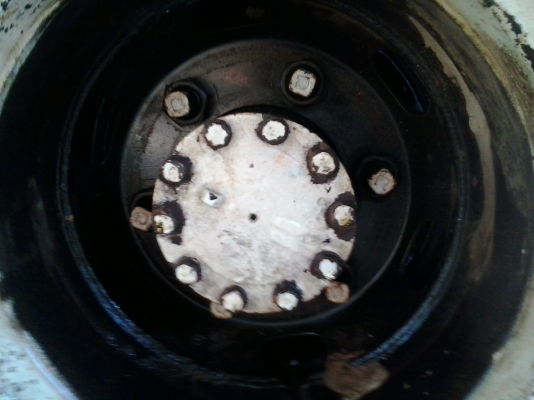 ขายหกล้อ120แรง เครื่อง4Hf1เป็นเครื่องยูโร เฉพาะเครื่องก็เป็นแสนแล้วครับ เพียง297000บาท ลงเล่มเรียบร้อยครับ