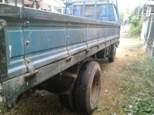 ขายหกล้อ120แรง เครื่อง4Hf1เป็นเครื่องยูโร เฉพาะเครื่องก็เป็นแสนแล้วครับ เพียง297000บาท ลงเล่มเรียบร้อยครับ