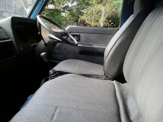 ขายหกล้อ120แรง เครื่อง4Hf1เป็นเครื่องยูโร เฉพาะเครื่องก็เป็นแสนแล้วครับ เพียง297000บาท ลงเล่มเรียบร้อยครับ