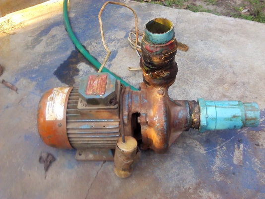 ปั๊มน้ำขนาด 2 นิ้ว ใบพัดทองเหลืองใหญ่ ยี่ห้อ ARNO ปั้มได้สูงและแรง( มี VDO ทดสอบให้ดู)